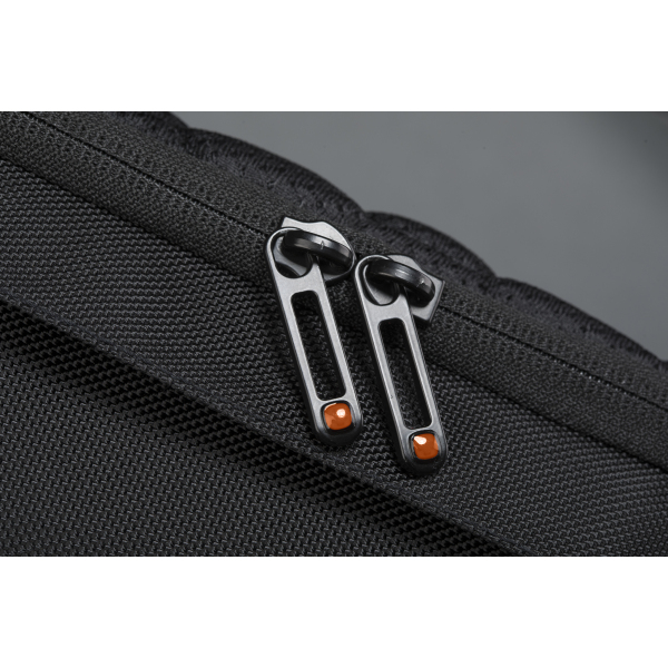 Anti-theft backpack xenon 17" Orange
